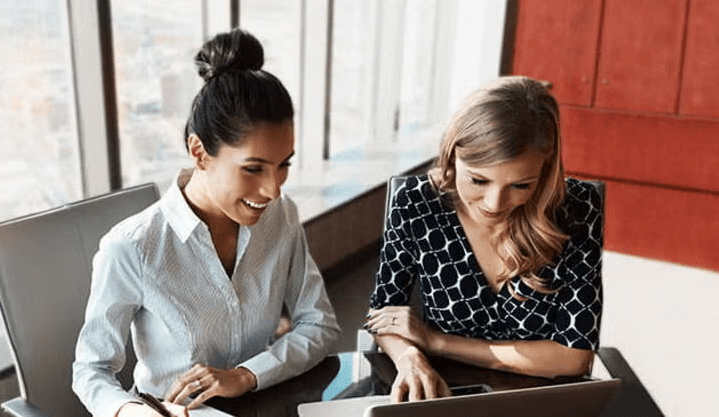 How Local Career Experts Help Individuals Achieve Their Goals