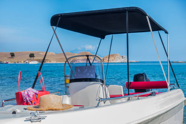 What Is the Best Sun Shade for a Boat? Complete Guide for Safe and Comfortable Boating